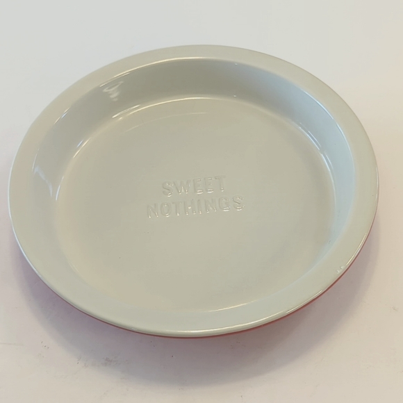 Kate Spade New York Lenox All In Good Taste Red Sweet Nothings Round Pie Dish 9" - Picture 2 of 5